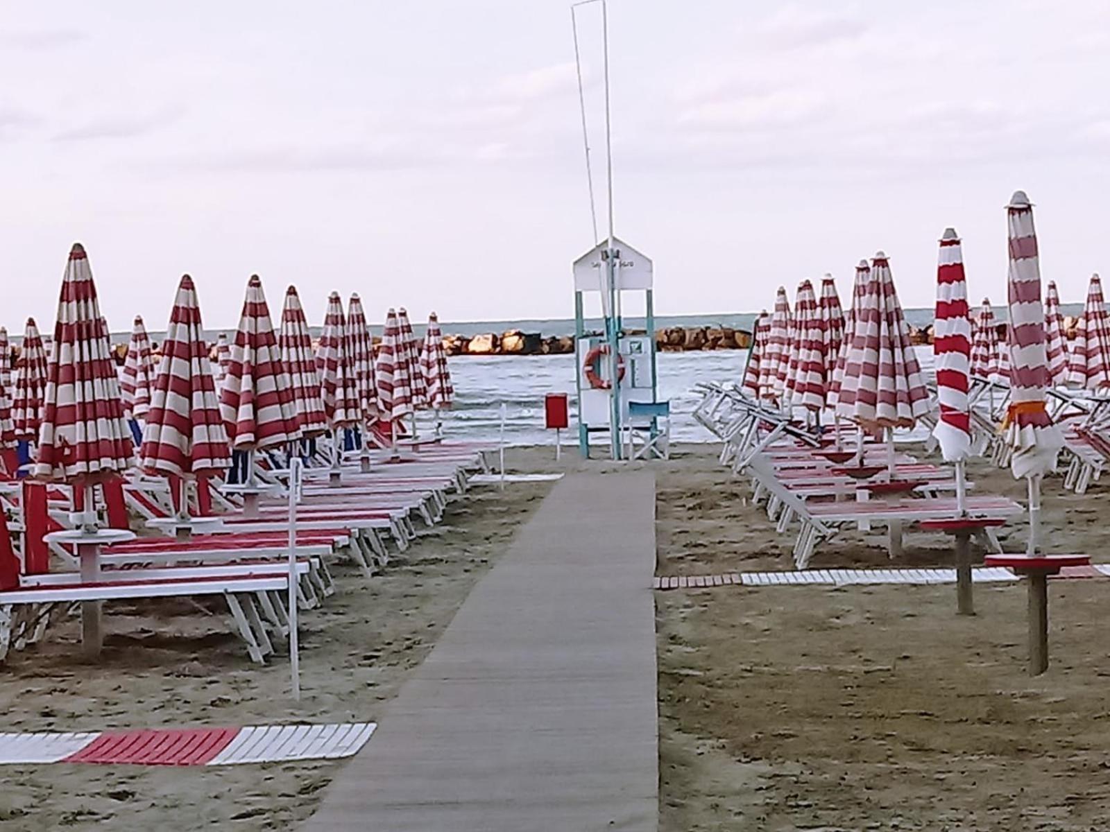 Daniel Apartments Bellaria – Igea Marina Kültér fotó